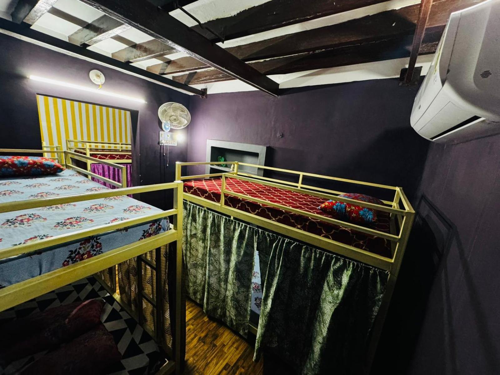Hostel Kuruku Santhu Colive ポンディシェリ エクステリア 写真