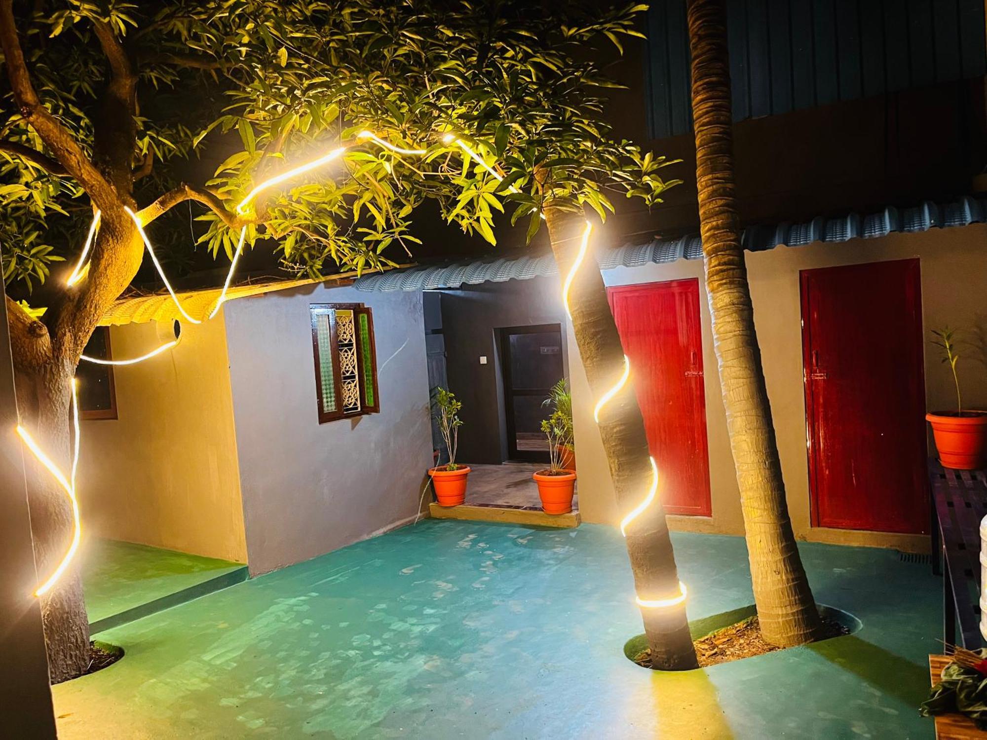 Hostel Kuruku Santhu Colive ポンディシェリ エクステリア 写真