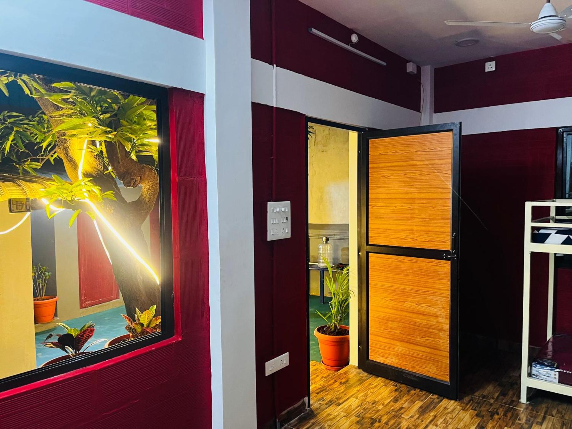Hostel Kuruku Santhu Colive ポンディシェリ エクステリア 写真