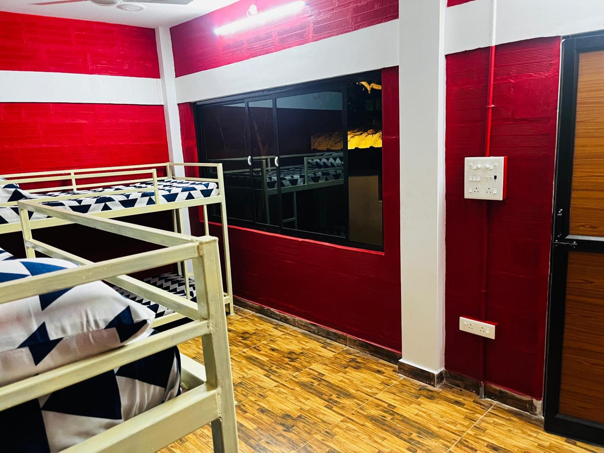 Hostel Kuruku Santhu Colive ポンディシェリ エクステリア 写真